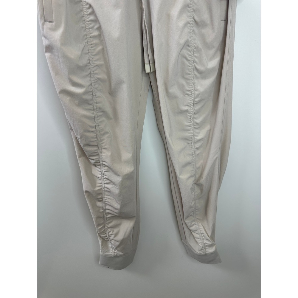 NWT Athleta Attitude II Pants Ruched Mid Rise Jogger Womens Size 4 / P Beige Tan - Picture 4 of 13